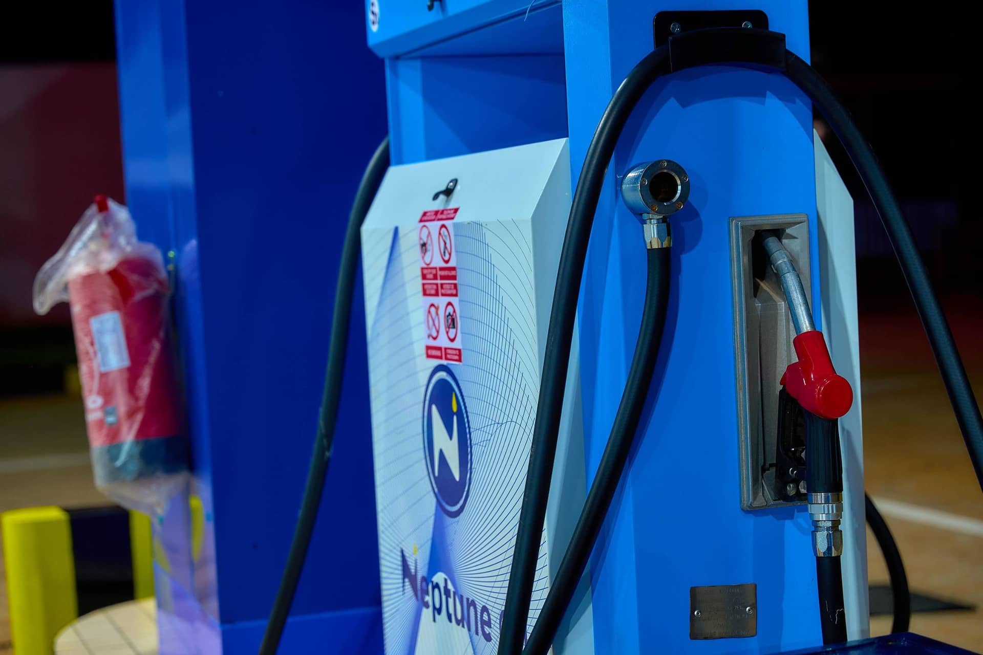 Pistolet de distribution sur une pompe Neptune Oil